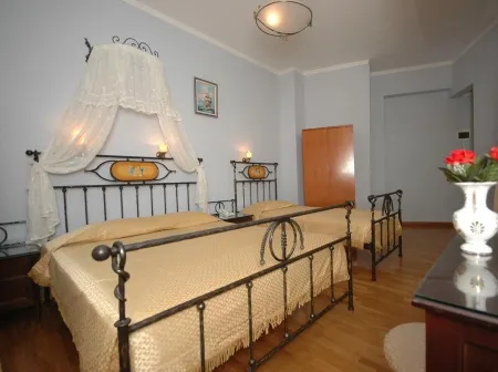 Cecil Hotel
