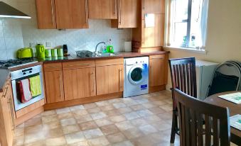 Woodgrove Holiday Homes, Inverness - Housity