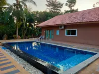 Sintara Resort Hotéis em Bang Saphan Noi