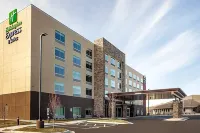 Holiday Inn Express & Suites Hudson I-94 Hoteles en River Falls