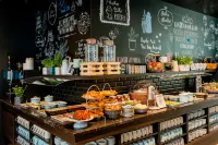 Motel One Stuttgart-Hauptbahnhof - breakfast