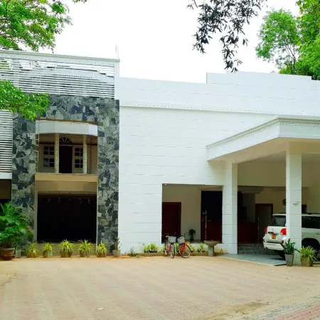 Hotel Eden Garden