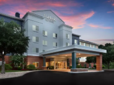 Fairfield Inn & Suites Elizabeth City Hotels in Pasquotank County