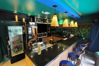 Golden Ville Hotel - Quầy Bar