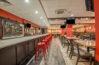 Holiday Inn SALINA by IHG - bar