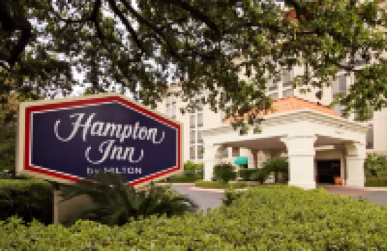 Hampton Inn Austin-South/Airport Area Hotels near E 6th St