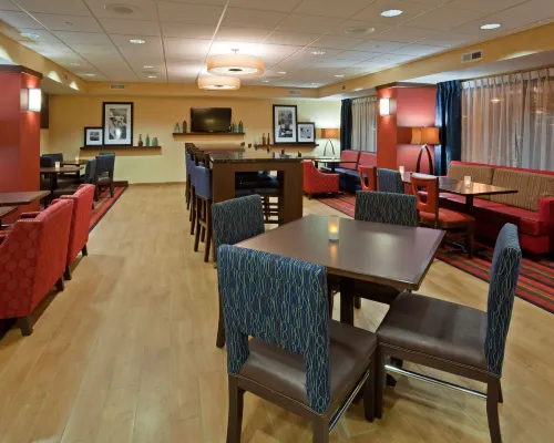 Hampton Inn Milwaukee-Airport تناول الطعام Photos