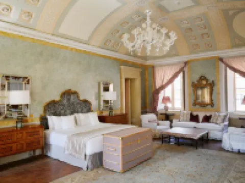 Passalacqua Hotels in Moltrasio