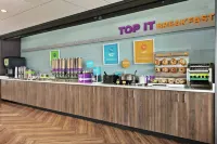 Tru by Hilton  Sebring - breakfast