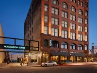 Homewood Suites By Hilton Milwaukee Downtown Hotels near Eisner Museum
