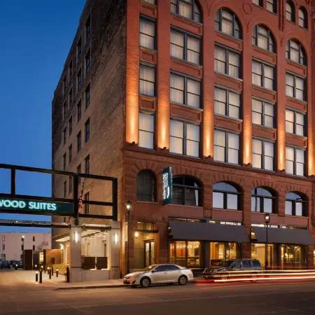 Homewood Suites By Hilton Milwaukee Downtown