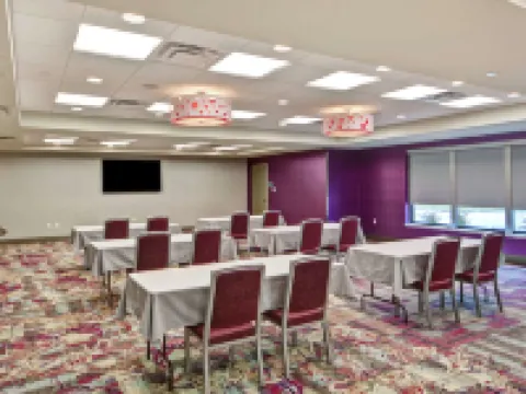 Home2 Suites by Hilton - Kansas City Airport Hotels in May Township