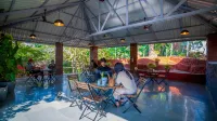 Saveda Farm & Cottages فنادق في Kalamboli Tarf Waredi