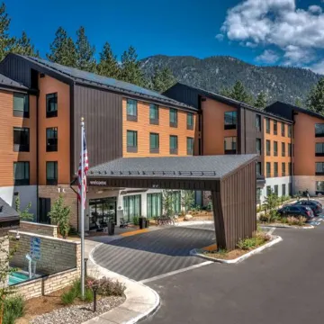 Hampton Inn and Suites by Hilton South Lake Tahoe Отели рядом с достопримечательностью «Эль Дорадо Бич»