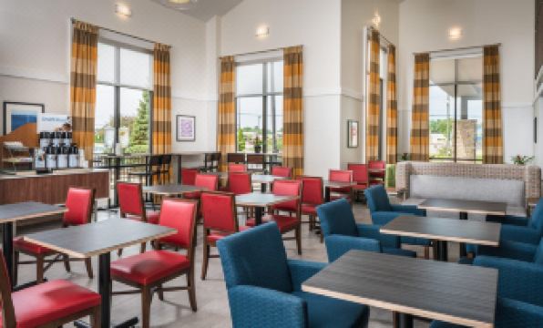 Holiday Inn Express & Suites SPRINGFIELD by IHG