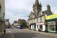 8 Varis Apartments Hotels in Forres