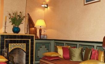 Nadir Home
