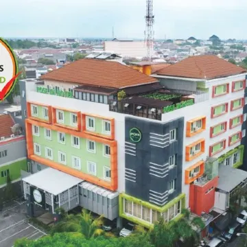 Pose in Solo by Wstay