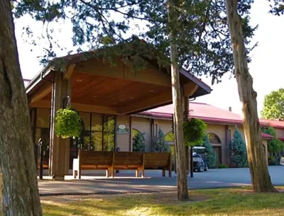 Oakwood Resort Hotels in South Huron