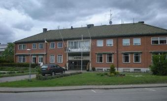 Vingåker Hotell - Housity