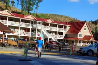 Keystone Boardwalk Inn and Suites Hotels in Keystone