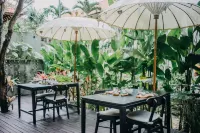 JAPA Suites & Villas Hotels near Jaens Spa Center Ubud