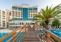 Splendid Conference & Spa Resort Hotel a 