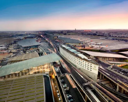 Sheraton Paris Charles de Gaulle Airport Hotel Hotels in Tremblay En France