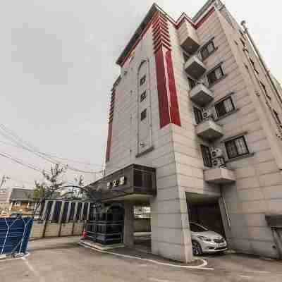 칸모텔 Hotel Exterior