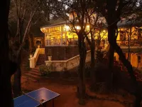 Dune Barr House - Verandah in the Forest Hotels in Matheran