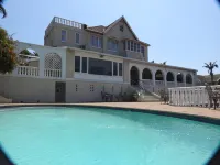 Albion Manor - Pool