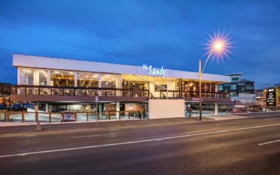 Nightcap at Sandringham Hotel