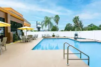 Days Inn by Wyndham N Orlando/Casselberry