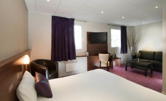 Brit Hotel Tours Sud – le Cheops