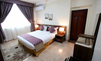 Address Tower Hotel - Housity