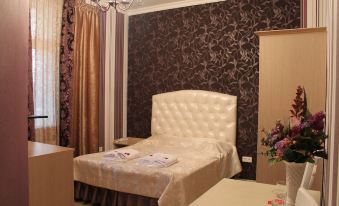 Hotel Ani