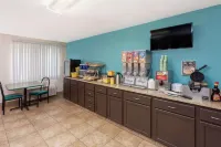 Days Inn by Wyndham Charleston Hotels in Charleston