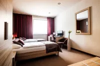 Hotel Deluxe with Free Wellness and Fitness Centrum Hotels near BIBUS SK, s.r.o.