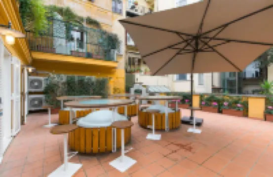 Trevi Contemporary Suite