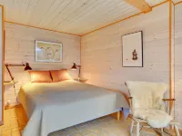 "Gundhild" - 1.8km from the Sea