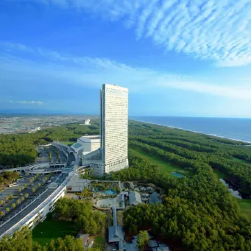 Phoenix Seagaia Ocean Tower