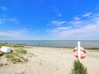 "Ernestina" - 500m from the Sea