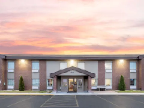 Baymont by Wyndham Beloit Hoteles en Beloit