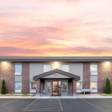 Baymont by Wyndham Beloit