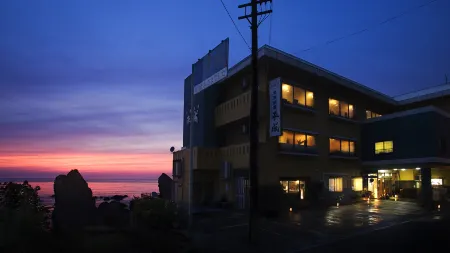 Echizenonsen Heisei Отели рядом с достопримечательностью «Echizen Beach»