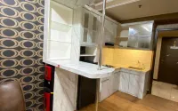 Apartment Studio The Suites Metro by Rusdi Kingpro