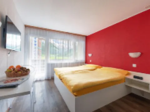 โรงแรมเมาท์ไทม์ โรงแรมในTasch