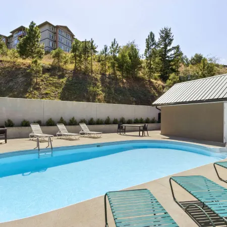 Travelodge by Wyndham Kamloops Mountview