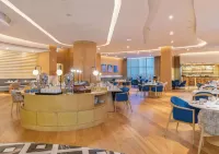 Embassy Suites by Hilton Doha Old Town - Aamiainen