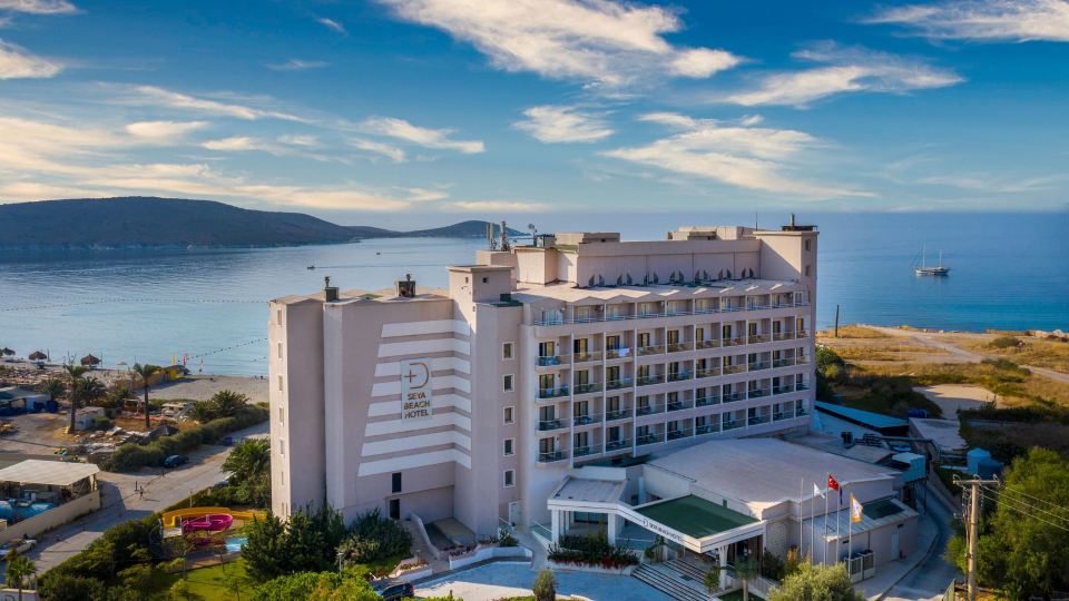 Design Plus Seya Beach Hotel